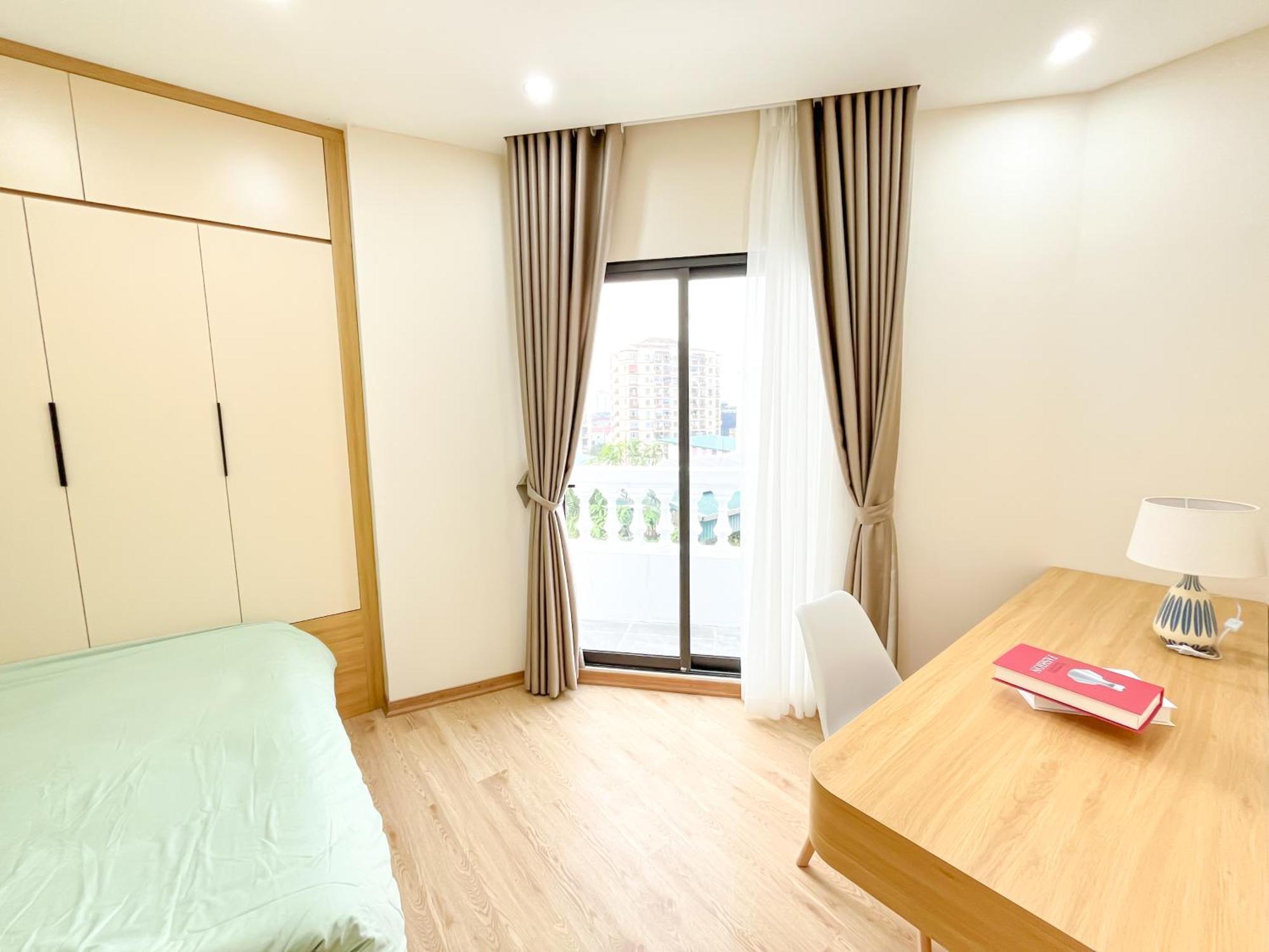Amazing Housing Lac Long Quan Hanoi Zewnętrze zdjęcie