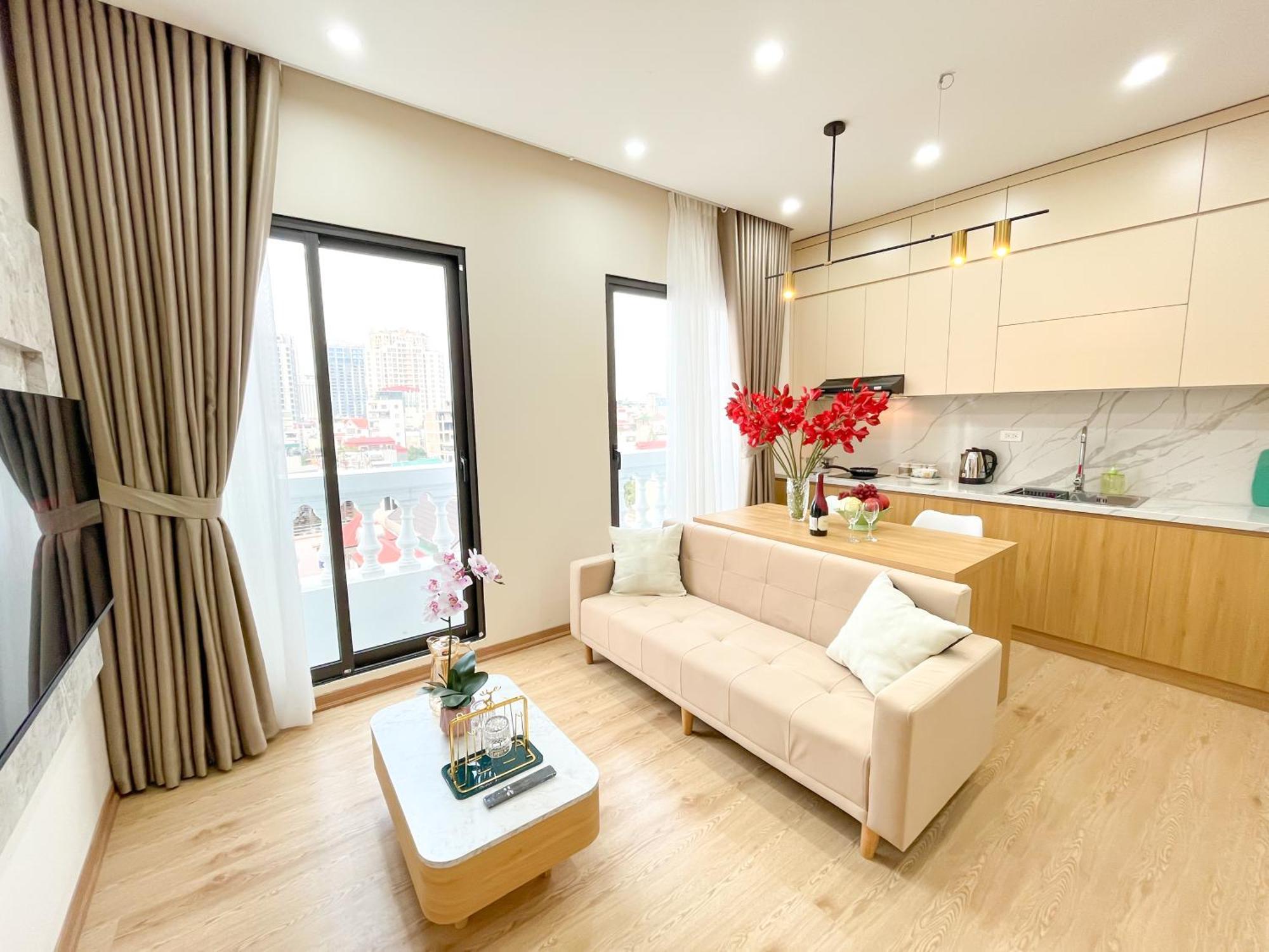 Amazing Housing Lac Long Quan Hanoi Zewnętrze zdjęcie
