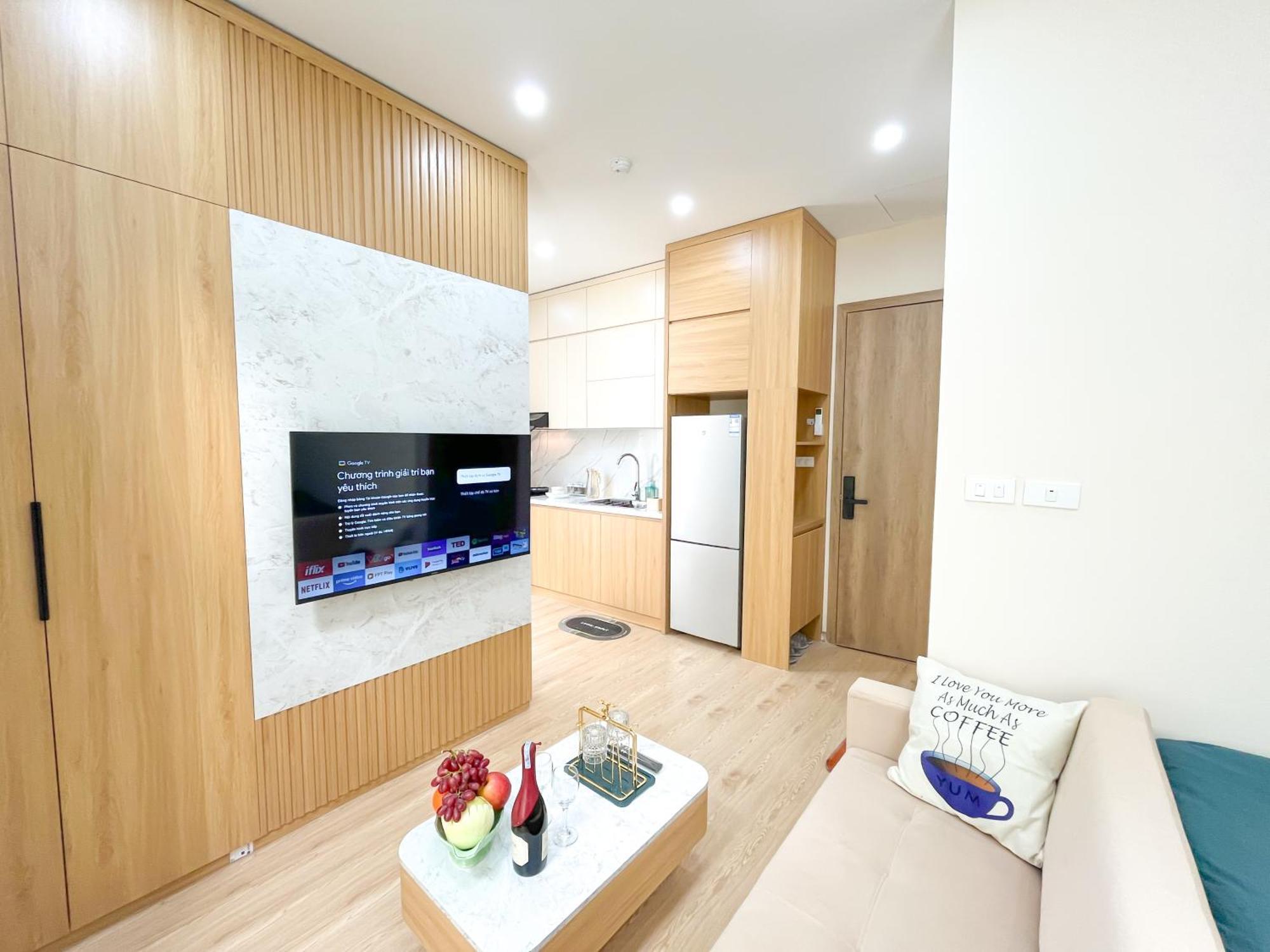 Amazing Housing Lac Long Quan Hanoi Zewnętrze zdjęcie